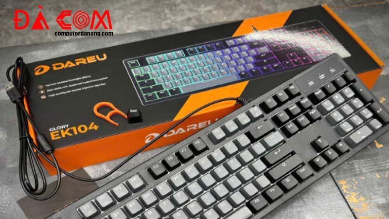 5-ly-do-nguoi-dung-van-phong-rat-chuong-ban-phim-dareu-ek104-0