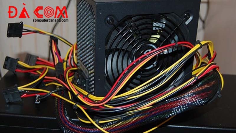 Bo-nguon-may-tinh-da-nang-0