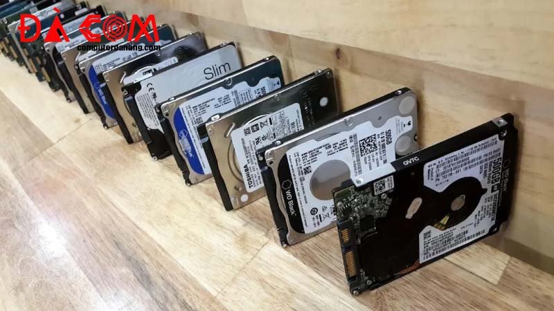 O-cung-may-tinh-laptop-da-nang-0